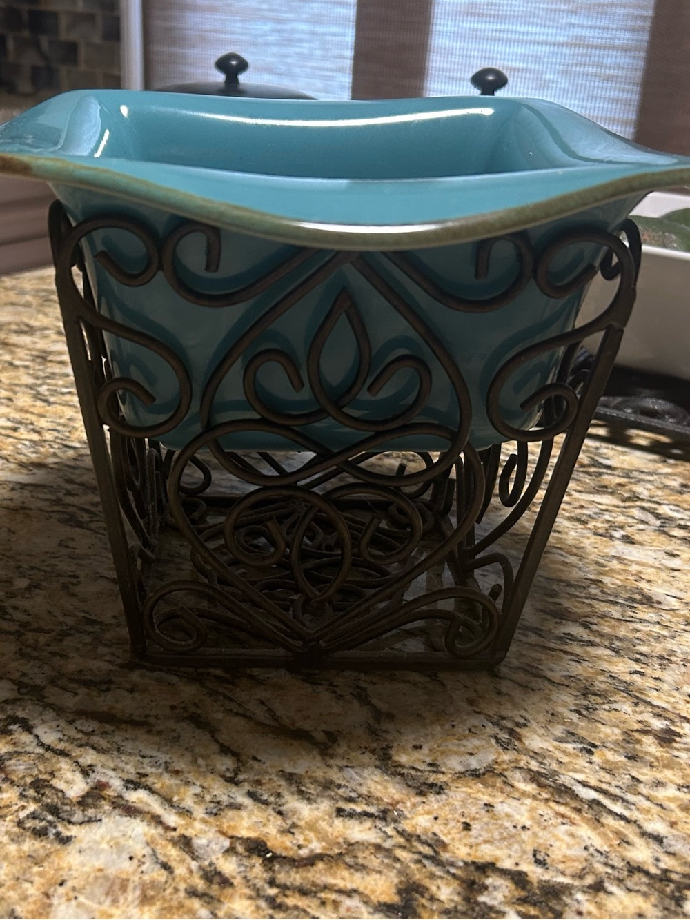 Southern Living at Home Tuscan Everyday Baker w coordinating wrought iron stand